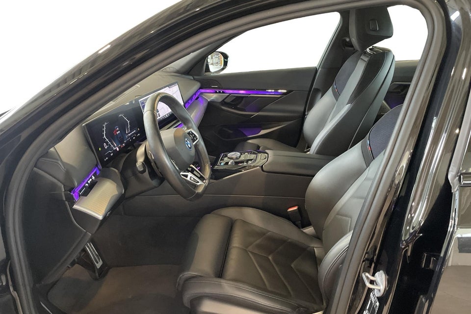 BMW i5 eDrive40 M-Sport 4d