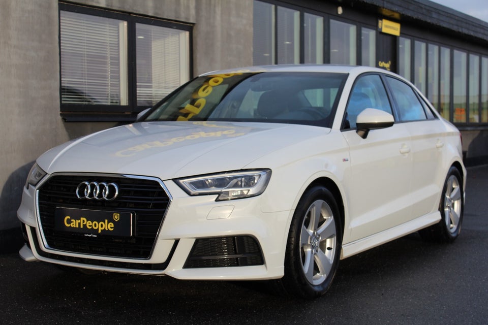 Audi A3 35 TFSi Sport Limited S-tr. 4d