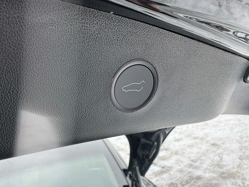 Tesla Model 3 Long Range AWD 4d