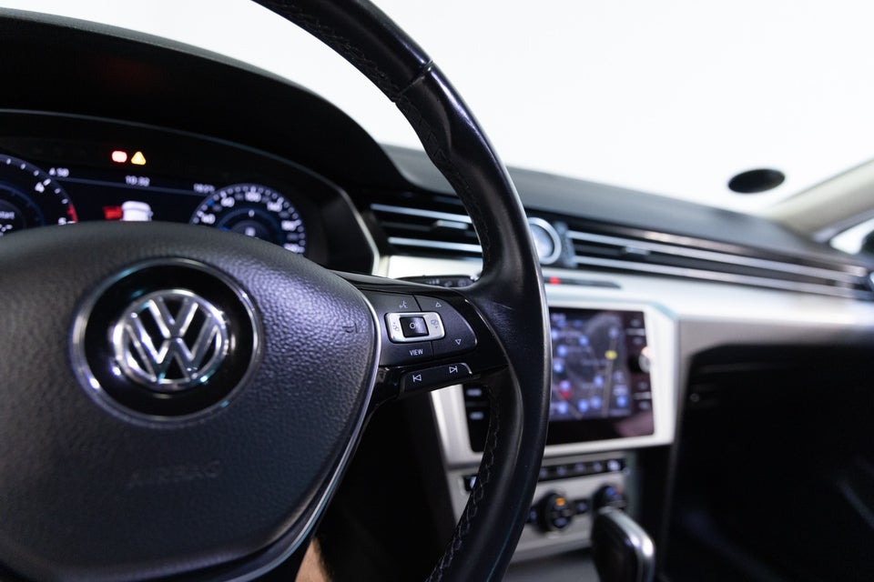 VW Passat 2,0 TDi 150 Comfortline Variant DSG 5d