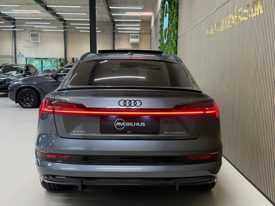 Audi e-tron 55 S-line Sportback quattro 5d