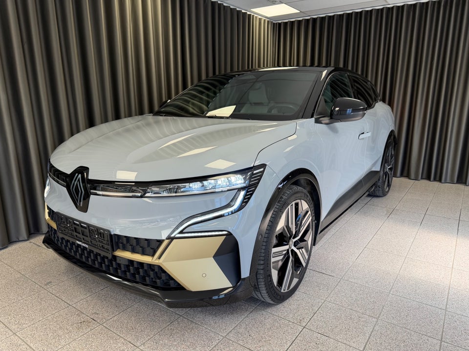 Renault Megane E-Tech 60 Iconic 5d