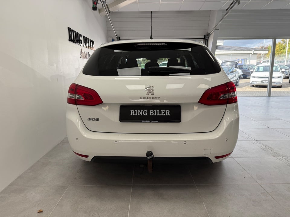 Peugeot 308 1,6 BlueHDi 120 Style SW 5d