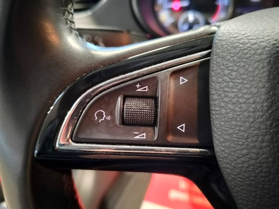 Skoda Octavia 2,0 TDi 150 Business Line Combi DSG 5d