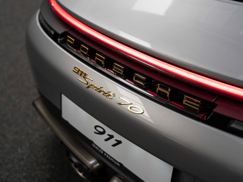 Porsche 911 Carrera GTS 3,6 Cabriolet Spirit 70 PDK 2d
