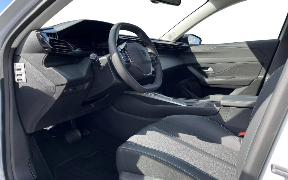 Peugeot e-308 54 Style SW 5d