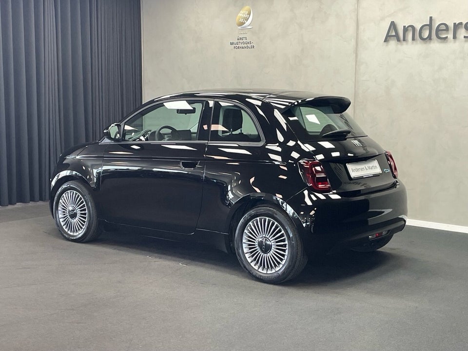 Fiat 500e 42 Icon 3d