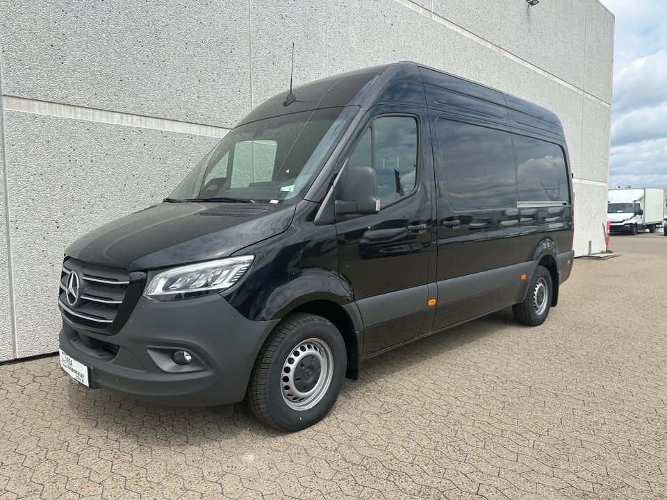 Mercedes Sprinter 317 2,0 CDi A2 Kassevogn SELECT RWD