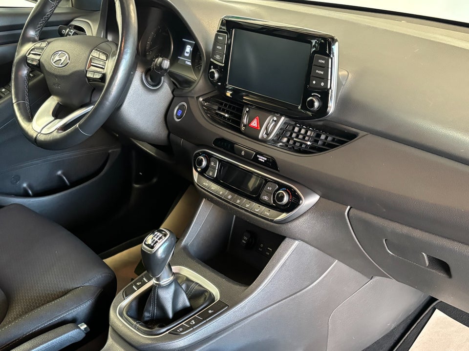 Hyundai i30 1,0 T-GDi Trend stc. 5d