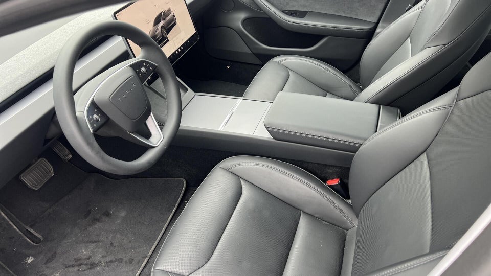 Tesla Model 3 Long Range AWD 4d