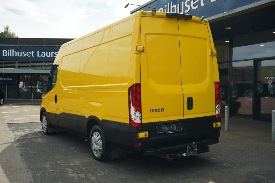 Iveco Daily 3,0 35C17 12m³ Van