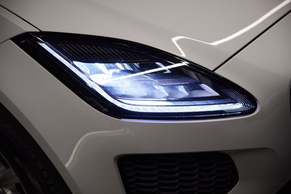 Jaguar E-Pace 2,0 D180 S aut. AWD 5d