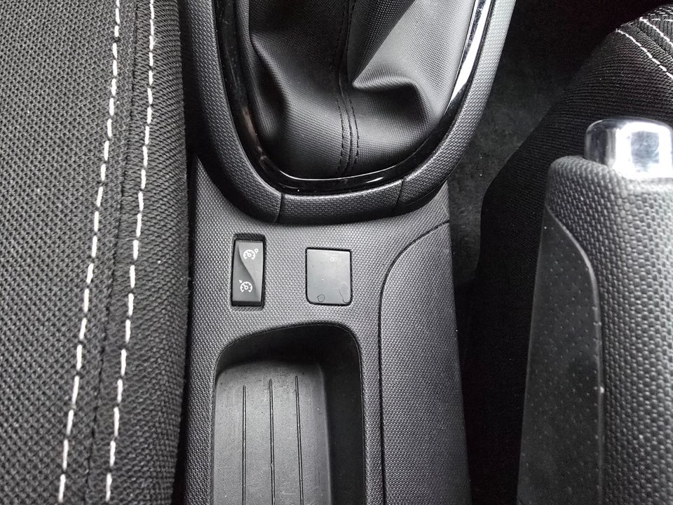 Renault Clio IV 0,9 TCe 90 Expression Sport Tourer 5d