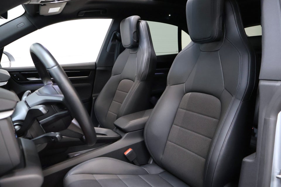 Porsche Macan 5d