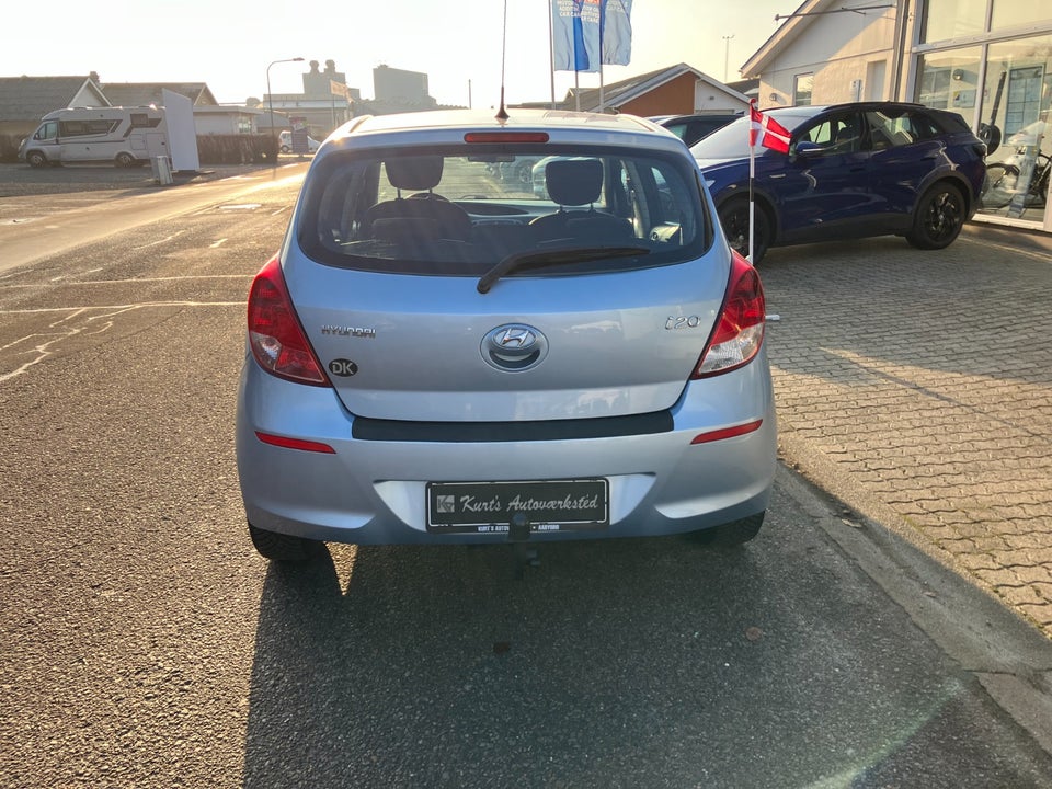 Hyundai i20 1,25 Classic XTR 5d