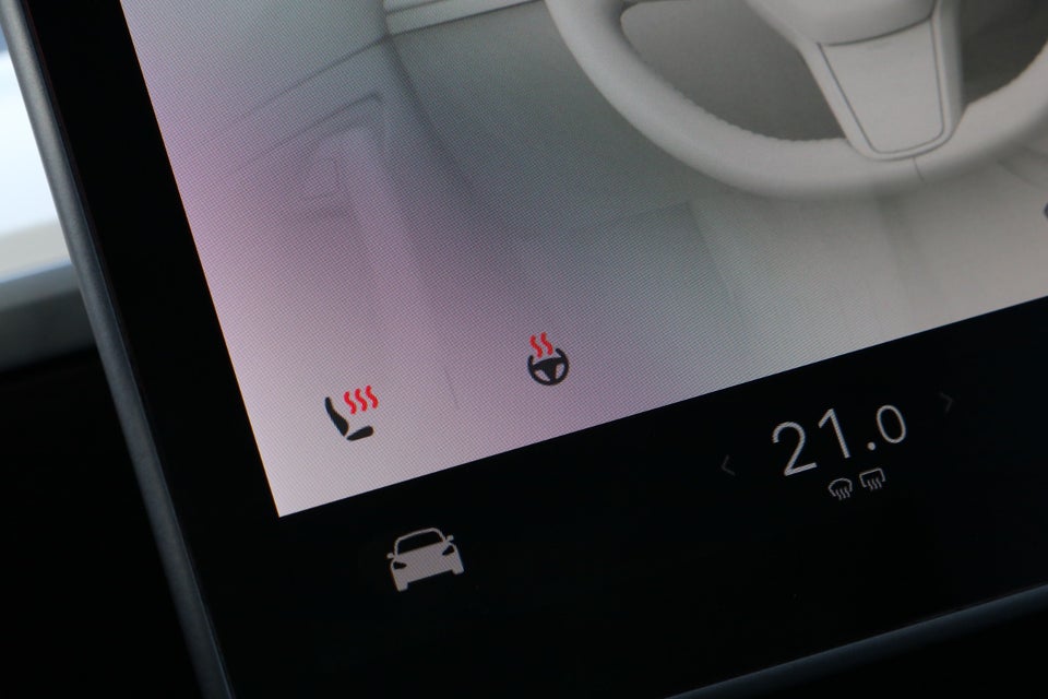 Tesla Model Y Long Range AWD 5d