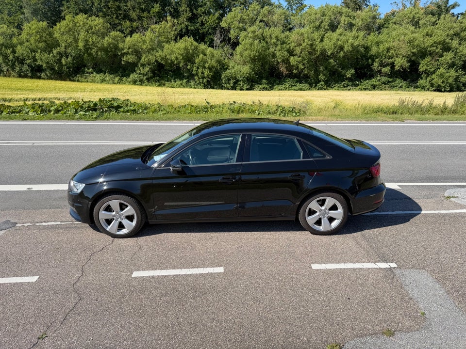 Audi A3 2,0 TDi 150 Sport S-tr. 4d