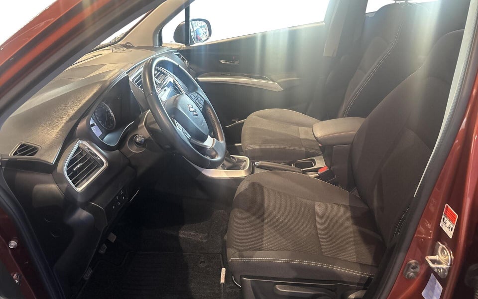 Suzuki S-Cross 1,4 mHybrid Active 5d