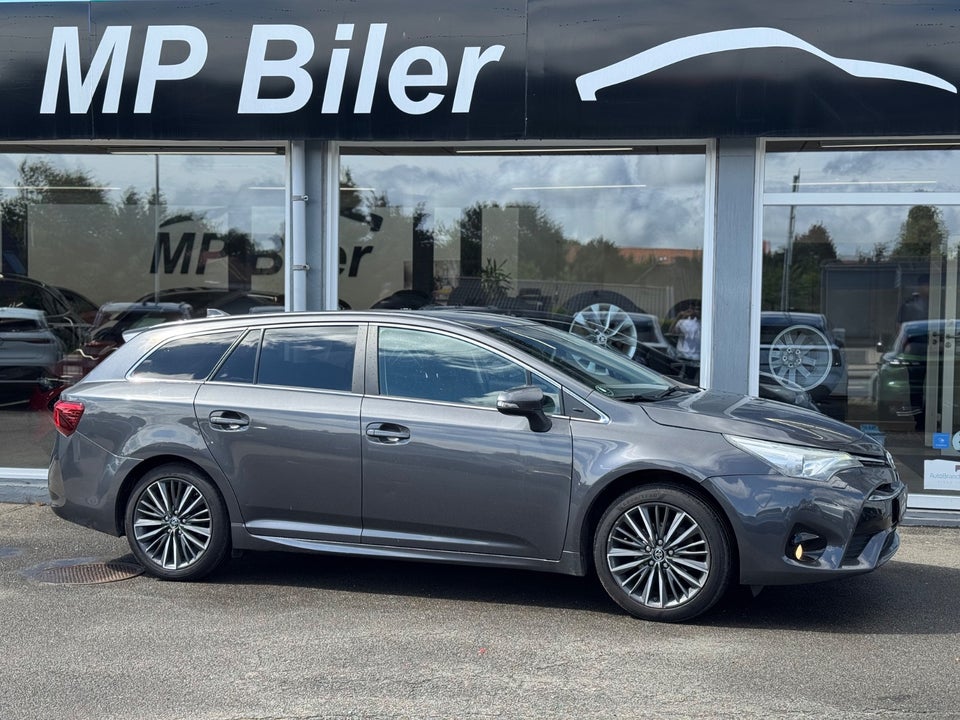 Toyota Avensis 1,8 VVT-i T2 Premium Touring Sports MDS 5d