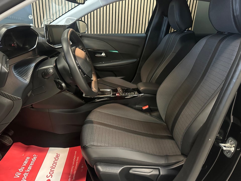 Peugeot 208 1,2 PureTech 100 Selection Sport 5d