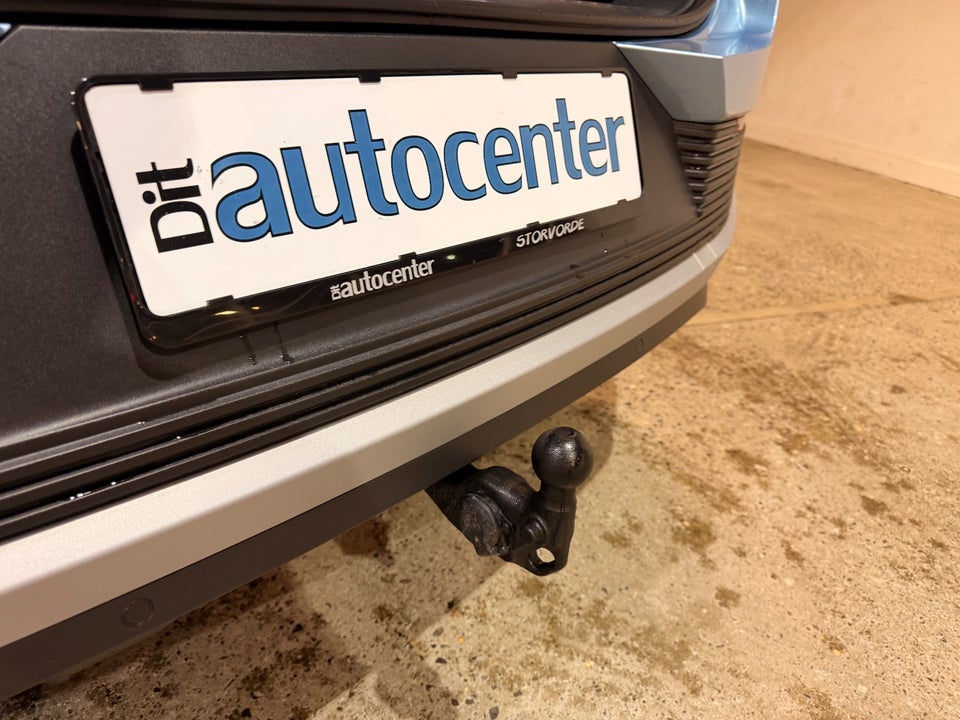 Ford Explorer 82 Premium Extended Range 5d