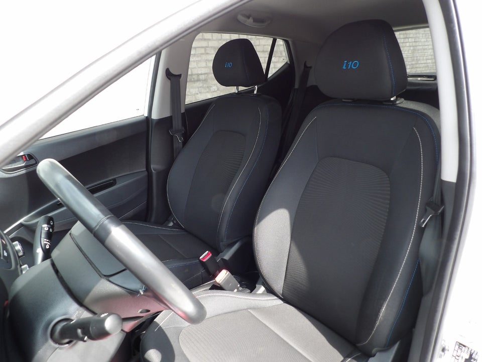 Hyundai i10 1,0 EM-Edition Eco 5d