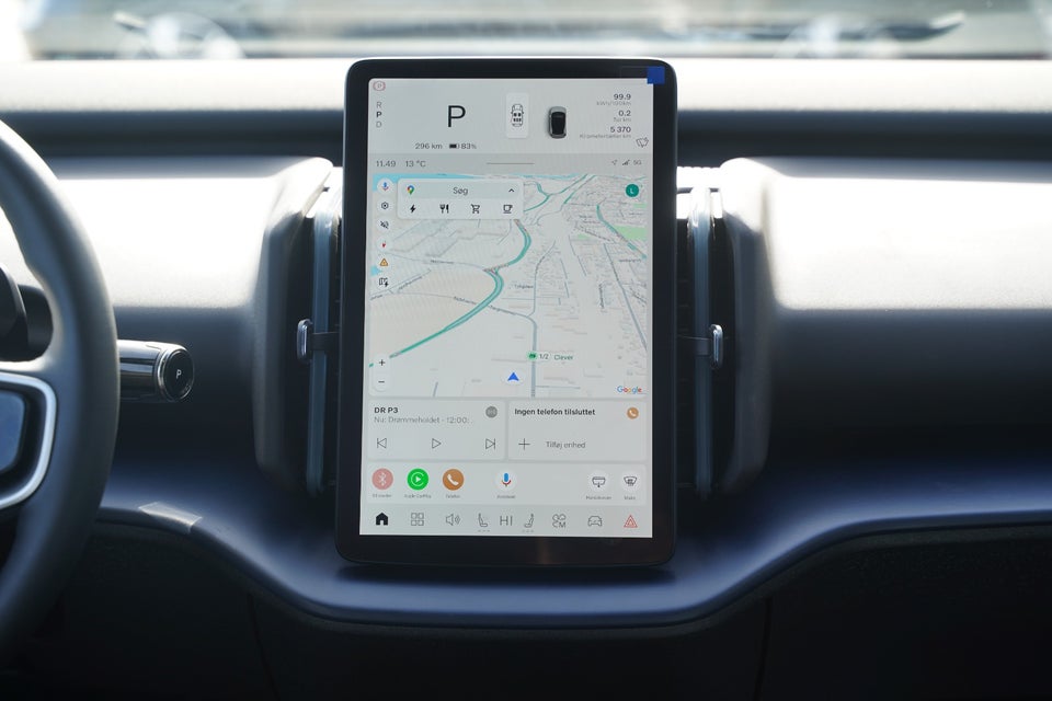 Volvo EX30 Extended Range Plus 5d