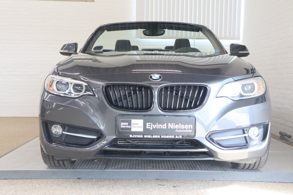 BMW 220i 2,0 Cabriolet aut. 2d