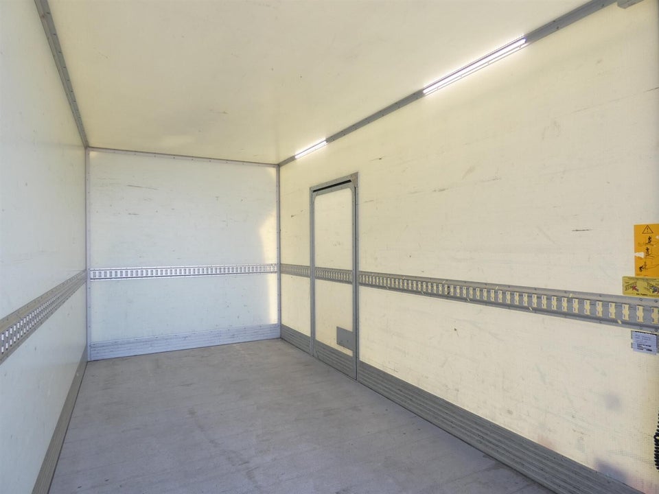 Iveco Daily 2,3 35S16 Alukasse m/lift AG8 2d