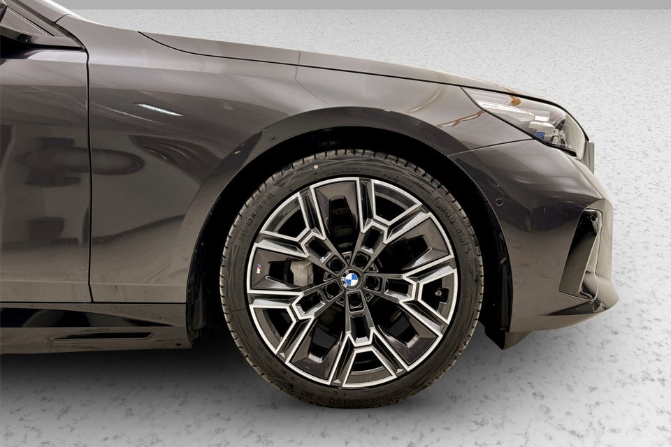 BMW i5 eDrive40 Touring Fully Charged M-Sport 5d