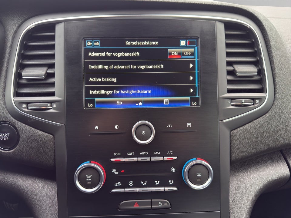 Renault Megane IV 1,3 TCe 140 Zen Sport Tourer 5d