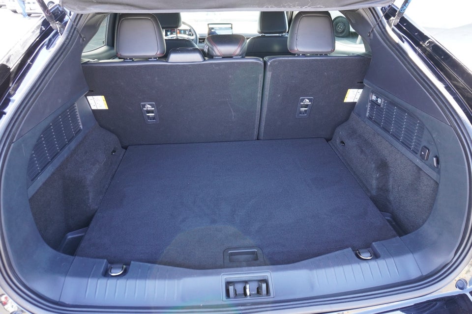 Ford Mustang Mach-E 88 Extended Range AWD 5d