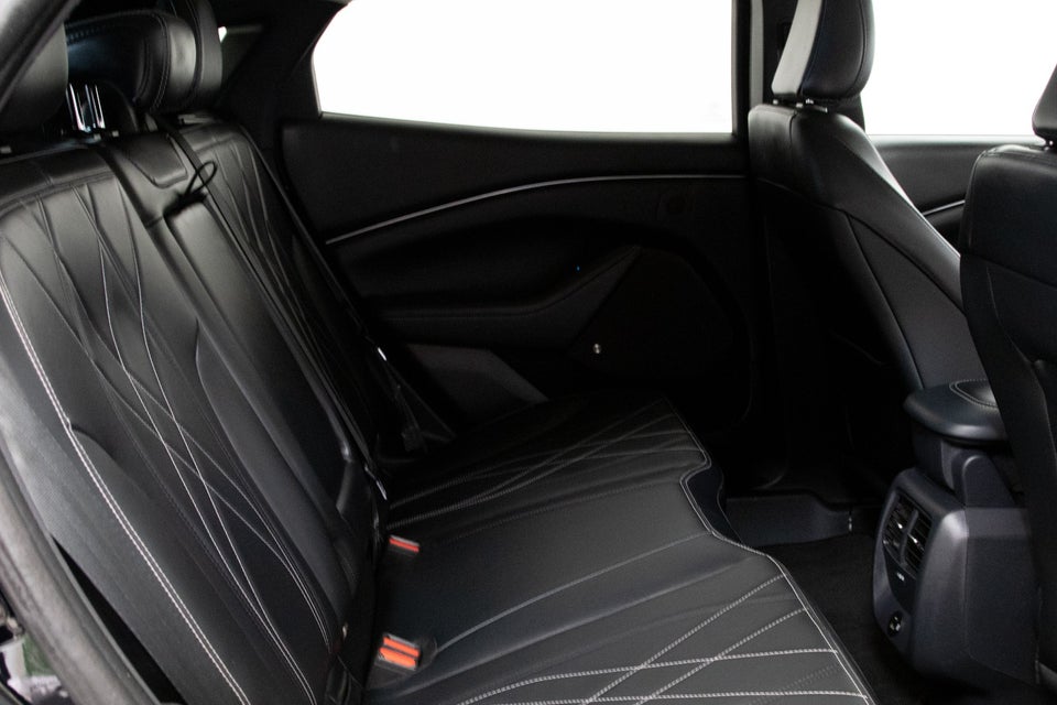 Ford Mustang Mach-E 68 Standard Range 5d