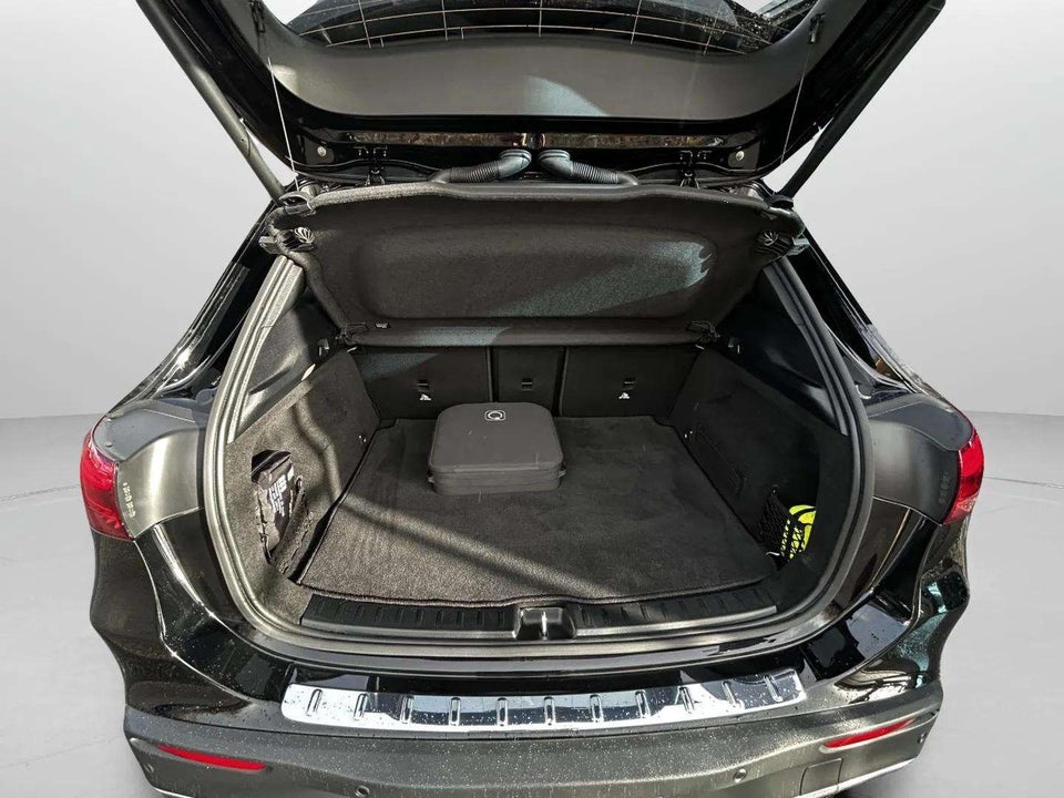 Mercedes EQA250+ AMG Edition 5d
