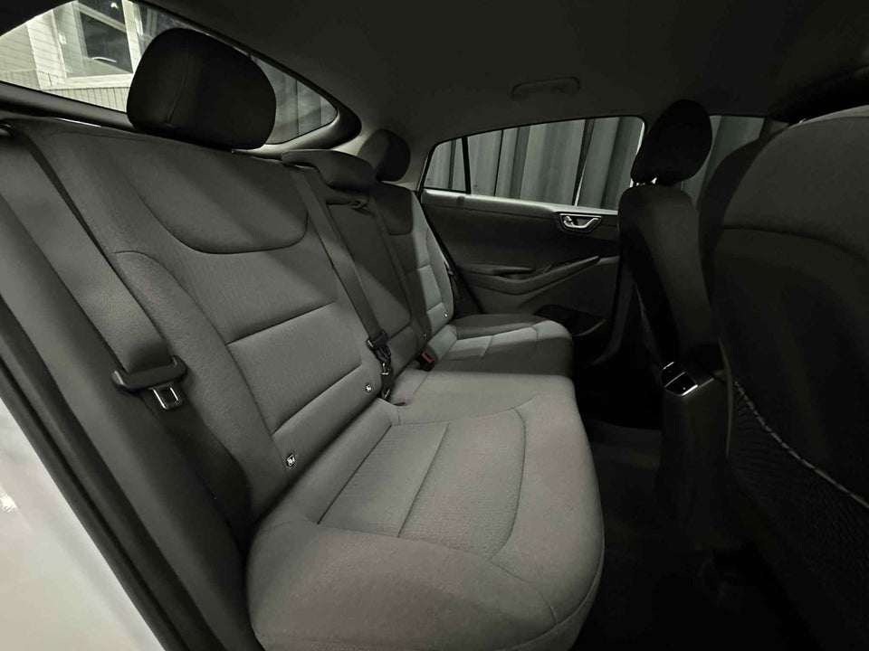 Hyundai Ioniq 1,6 PHEV Premium DCT 5d