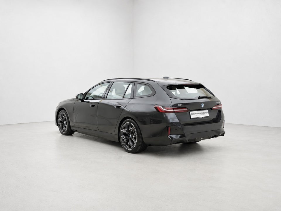 BMW i5 eDrive40 Touring Fully Charged M-Sport 5d
