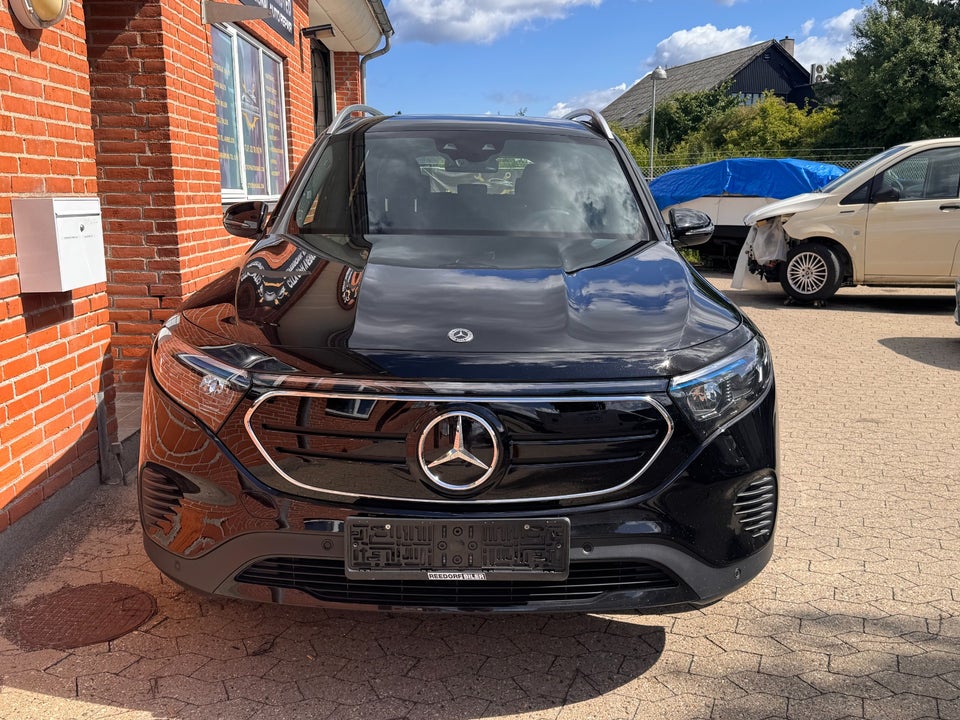 Mercedes EQB250 Progressive 7prs 5d