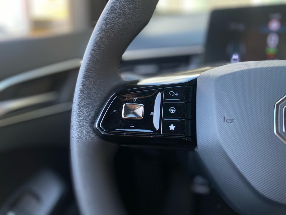 MG 3 1,5 Hybrid+ Standard 5d