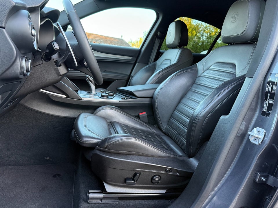 Alfa Romeo Stelvio 2,0 T 280 B-Tech aut. Q4 5d