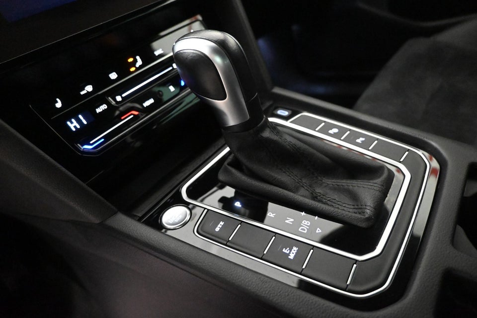 VW Passat 1,4 GTE High Variant DSG 5d