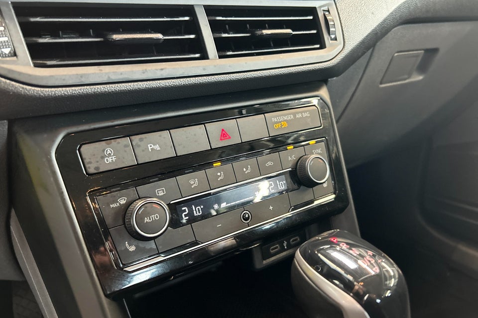 VW T-Cross 1,0 TSi 110 Life Team DSG 5d