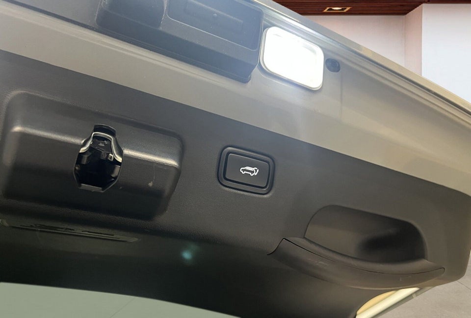 Kia EV6 84 Long Range Upgrade 5d