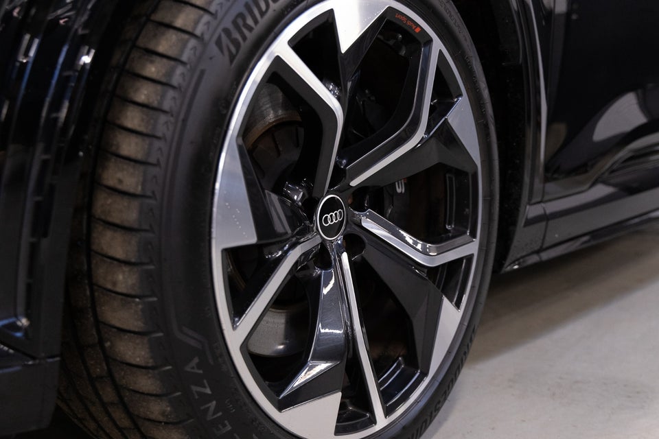 Audi e-tron S Sportback quattro 5d