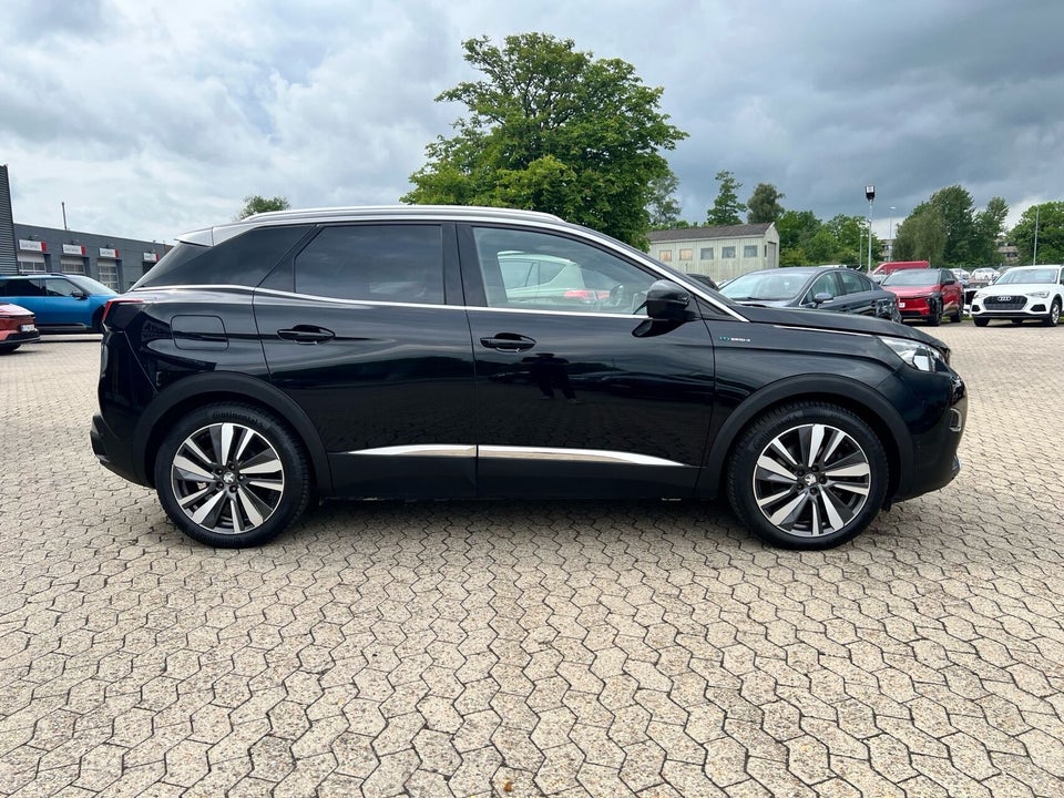 Peugeot 3008 1,6 Hybrid4 GT Pack EAT8 5d