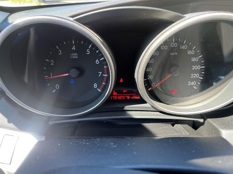 Mazda 3 1,6 Advance 5d