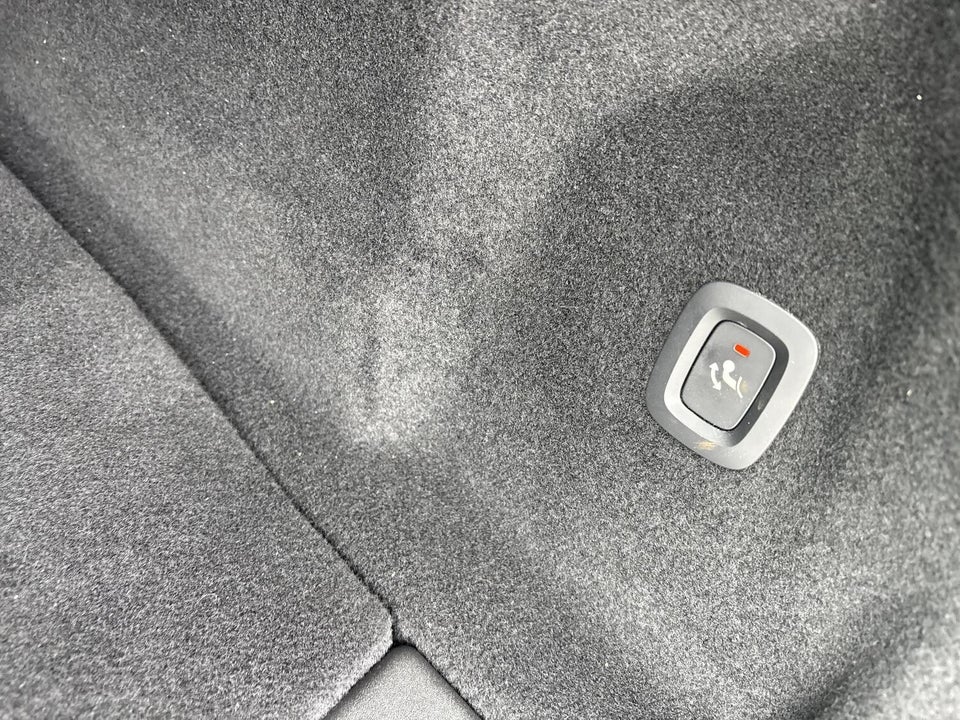 Volvo XC60 2,0 T6 ReCharge Inscription aut. AWD 5d