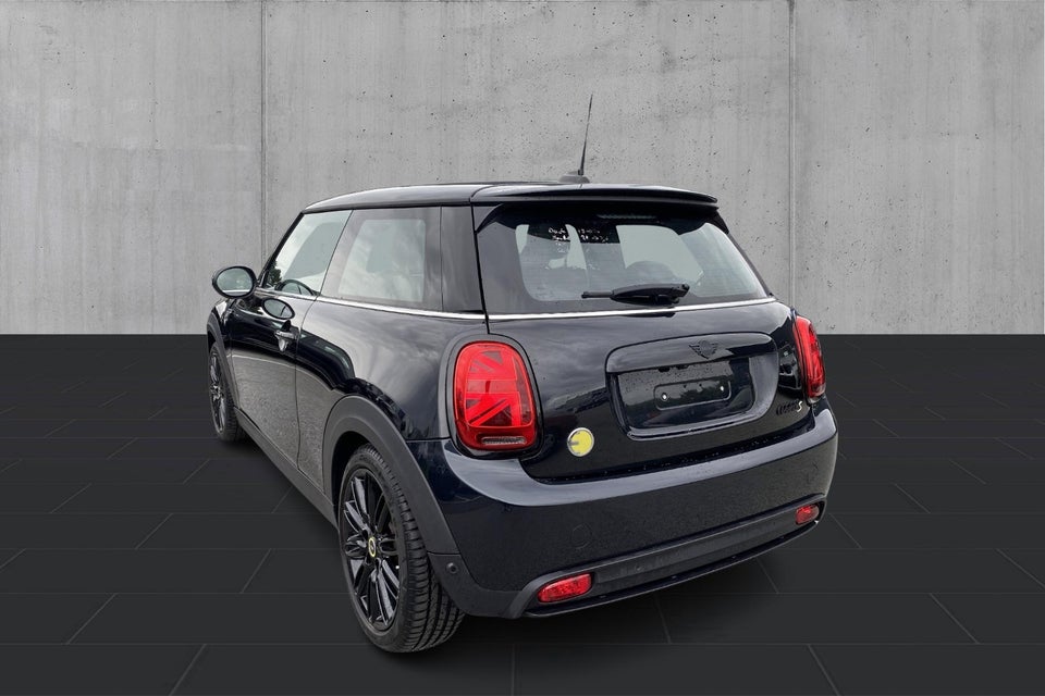 MINI Cooper SE Classic 3d