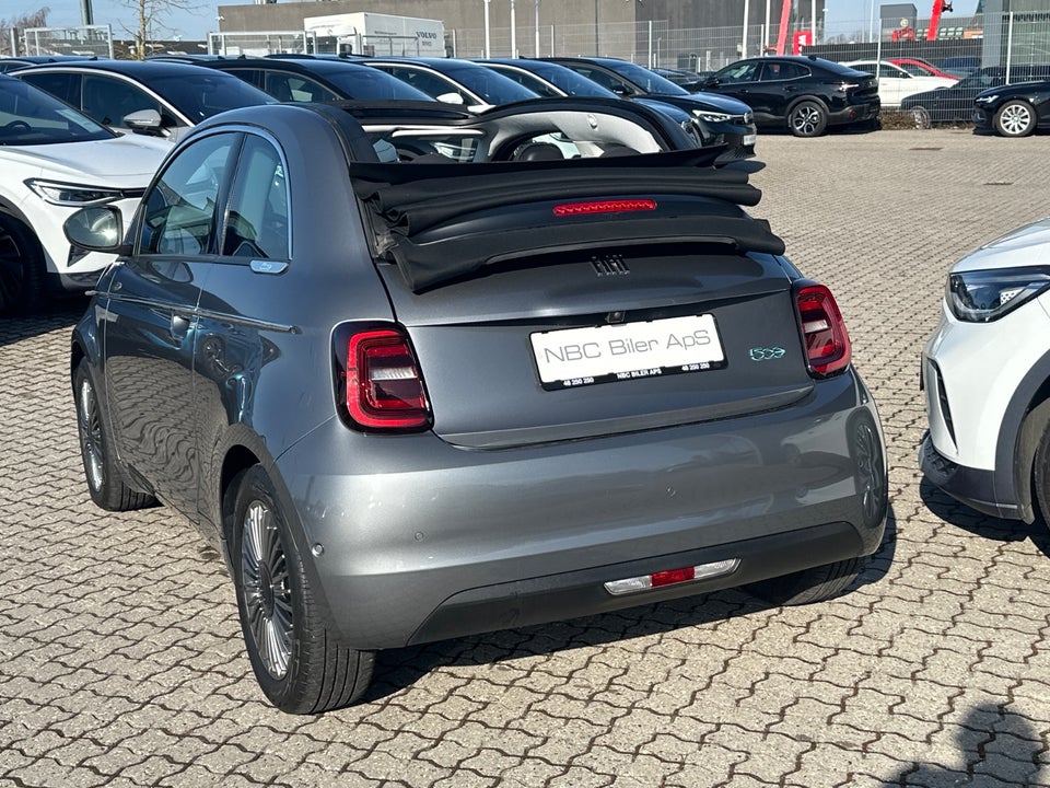 Fiat 500e 42 Icon Cabrio 2d