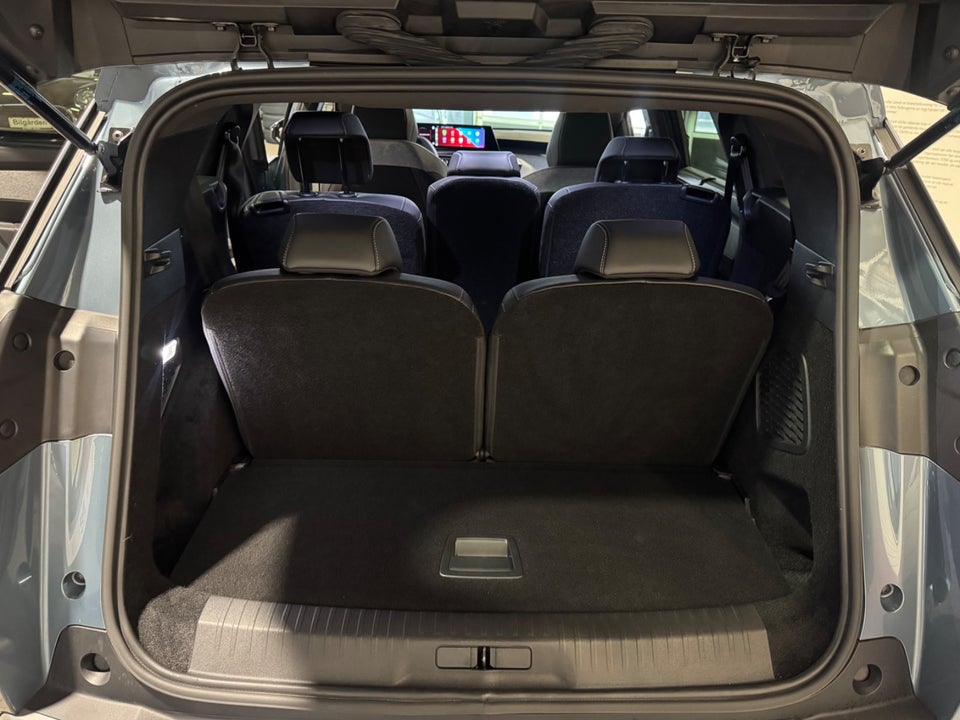 Peugeot e-5008 77 Allure 7prs 5d