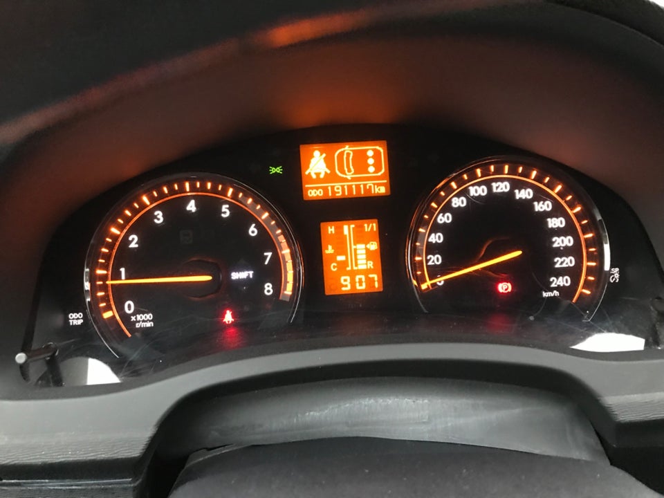 Toyota Avensis 1,6 VVT-i T1 4d